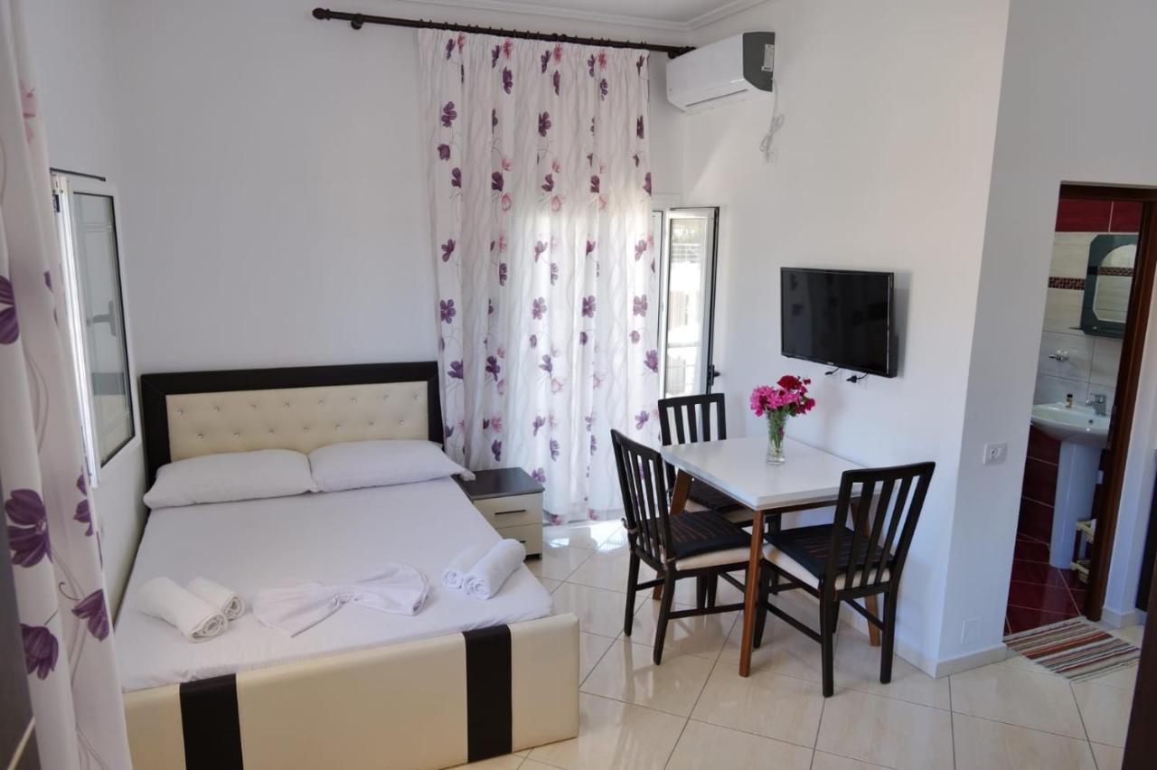 Vila Ervin Second Floor Ksamil Esterno foto